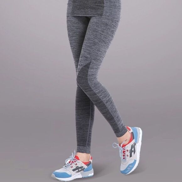 🎾 Gray Slim Work Out Top-Size M-NEW🎾 - Picture 6 of 6